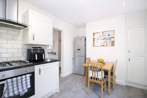 Kitchen/Diner- click for photo gallery